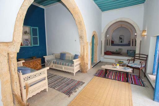 Apartment Dar Tenast *